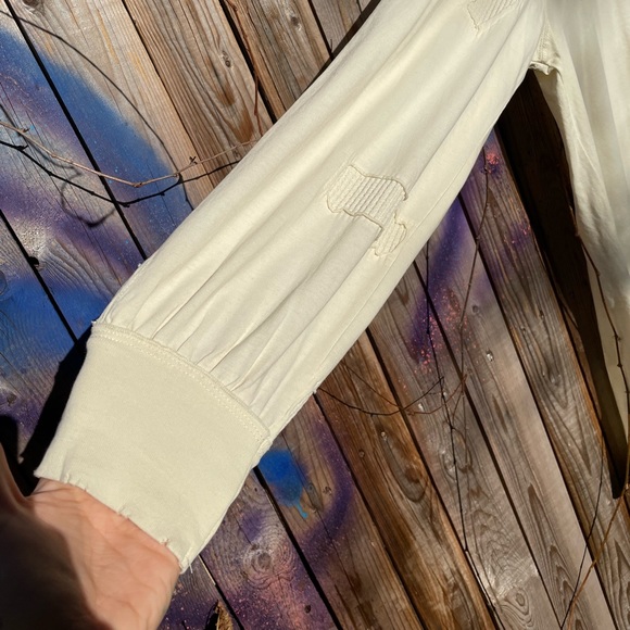 We The Free Juno Tee - Picture 5 of 14